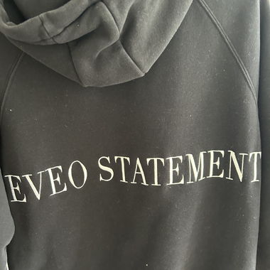 Giacca hoodie TEVEO nera