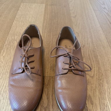 Lederschuhe