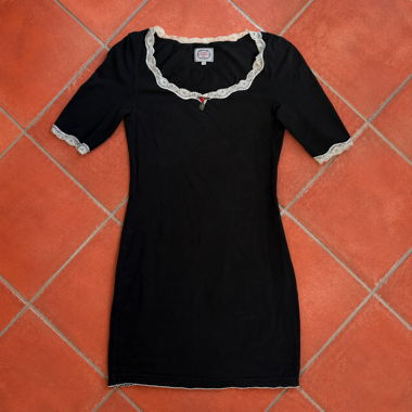 Robe noire Vive Maria avec dentelle