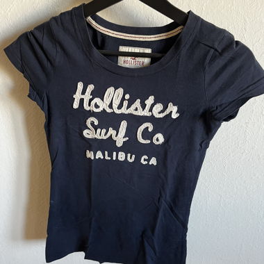 2000’s Hollister T-Shirt Women