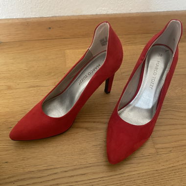 Rote MARCO TOZZI Pumps Grösse 38