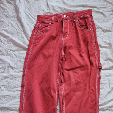 Pantaloni rossi