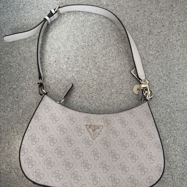 Guess Schultertasche