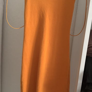 Ärmelloses Oranges Kleid ZARA