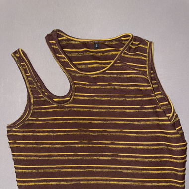 tank top mit cutout 