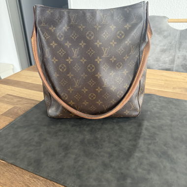 Louis Vuitton Looping GM