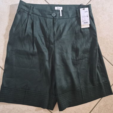 s.Oliver Shorts dark green