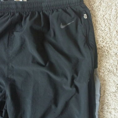 black nike pants 