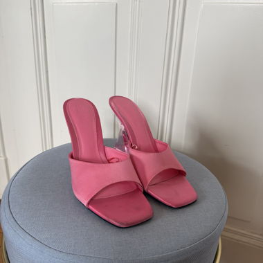 Mules hautes roses