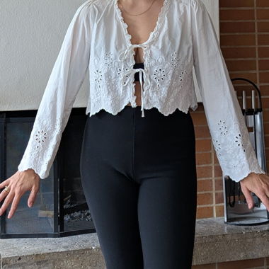 Blusa con nodo frontale