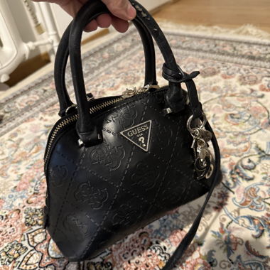 sac guess 