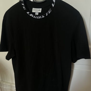 T-shirt nero Lacoste