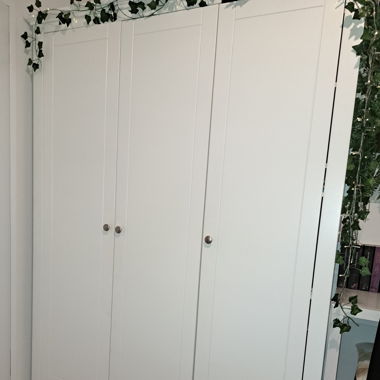Komplettes Zimmer zu verkaufen 