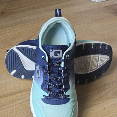 IQ schuhe