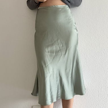 Green silky skirt 
