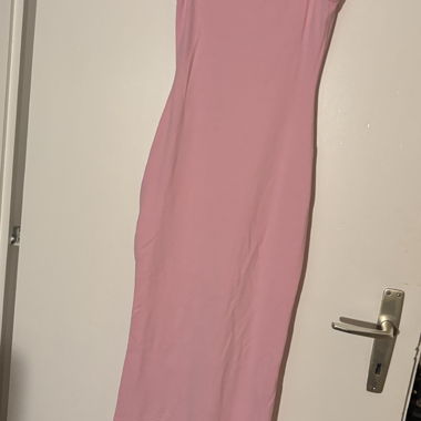 Pink dress with thin straps
