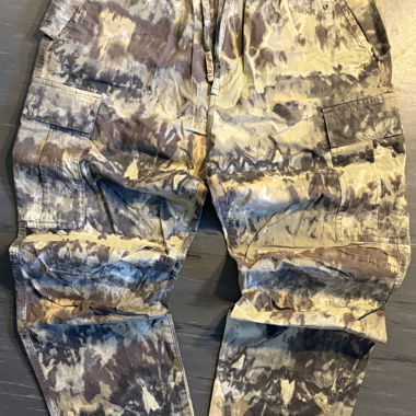 Pantaloni cargo mimetici H&M