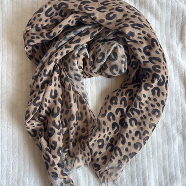 Grand foulard imprimé léopard