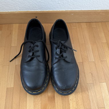 Dr. Martens Low Shoes