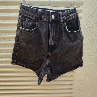 Pantaloncini in denim nero