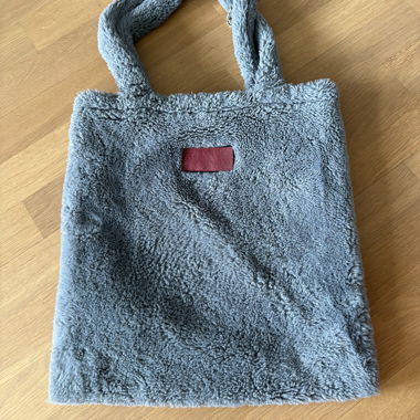 Grey faux fur tote bag