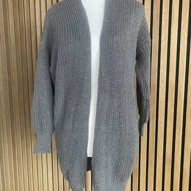 Cardigan long gris en maille
