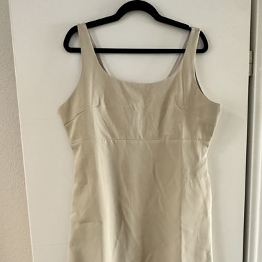 Ärmelloses Kleid 