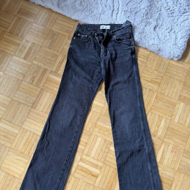 low waist flare jeans