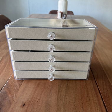 Scatola porta gioielli con cassetti