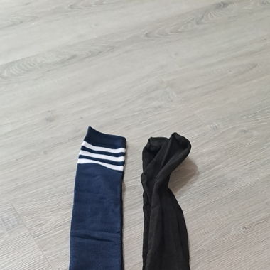 2 paire de chaussettes hautes avec lignes 