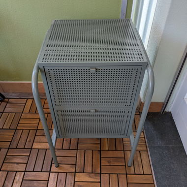 Table de nuit metal gris