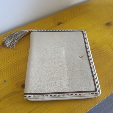 Lancel Organizer-Pochette aus beigem Leder