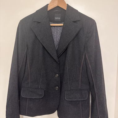 Blazer size 40