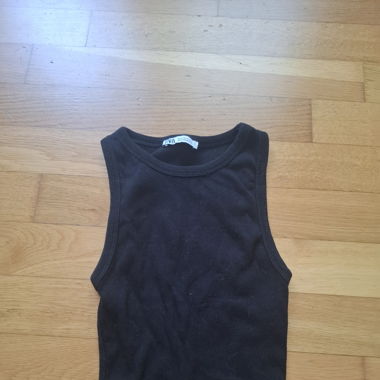 Schwarzes Tanktop