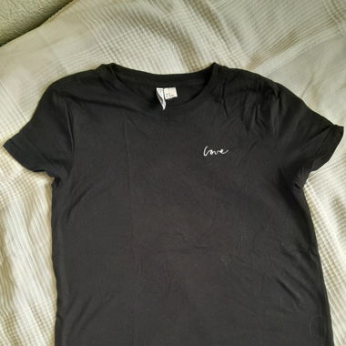Tshirt schwarz bestickt Love