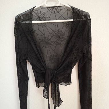 Disturbia wrap-around spiderweb top