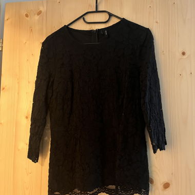 Black Lace Tunic with 3/4 Sleeves