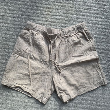 Shorts en lin beige