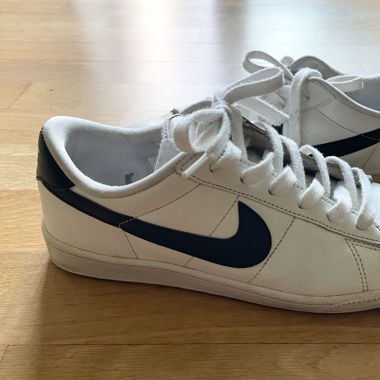 NIKE Sneaker Grösse 38