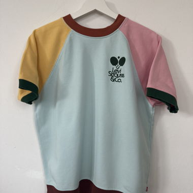 Levis T-shirt
