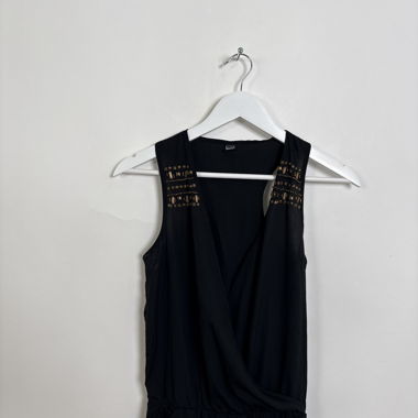 Top Nero con Borchie