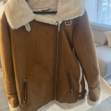 Camel aviator jacket lined with faux fur