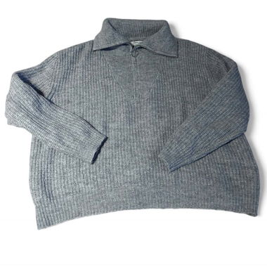 Maglione in maglia grigia con zip
