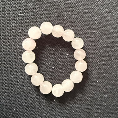Anello di perline di quarzo rosa