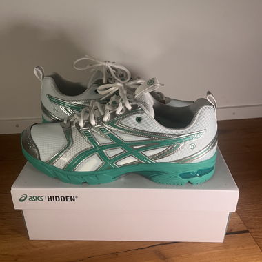 ASICS GEL-DS Trainer 14 Sneakers x Hidden
