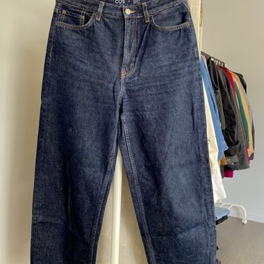 COS Tapered Leg High Rise Dark Denim Jeans