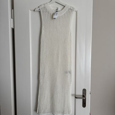 White knitted sleeveless dress, size M