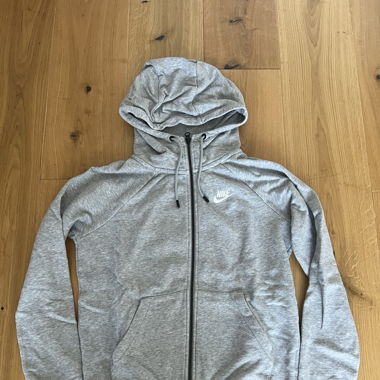 Nike Jäckchen