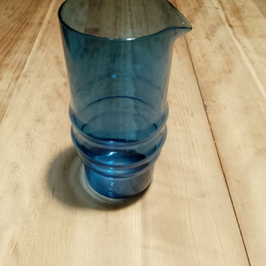 Blaue Glas-Karaffe
