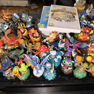 Skylanders Giants Wii Bundle